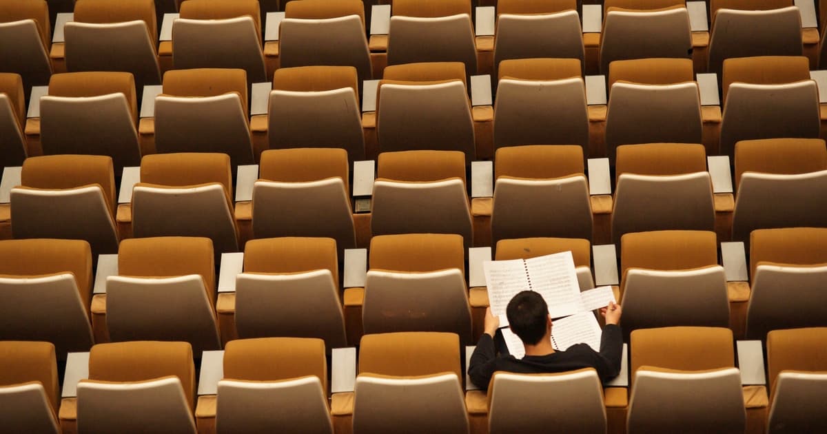 How To Research Colleges: 4 Steps To Finding the Perfect School